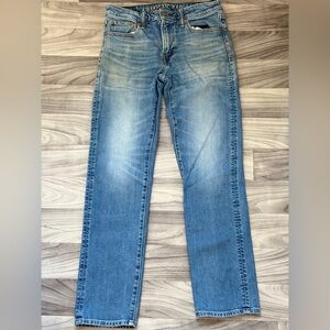 Men’s American Eagle Original Straight Flex Jeans 30x32 Light Wash